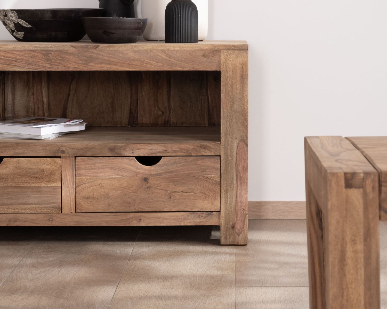 Panca TV in palissandro da 200 cm "Kalanohé" con nicchia e 4 cassetti