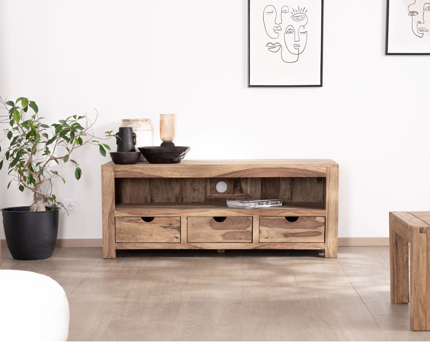 Porta TV in palissandro "Kalanohé" da 150 cm con ampia nicchia e 3 cassetti