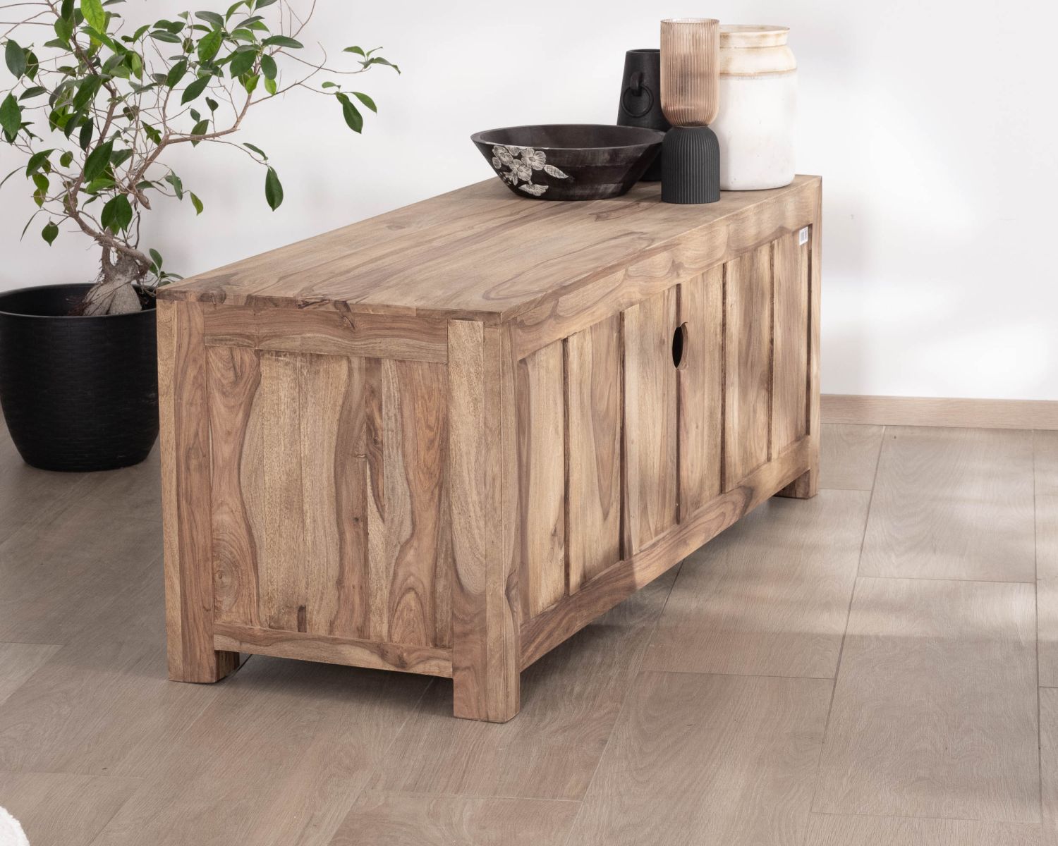 Porta TV in palissandro "Kalanohé" da 150 cm con ampia nicchia e 3 cassetti