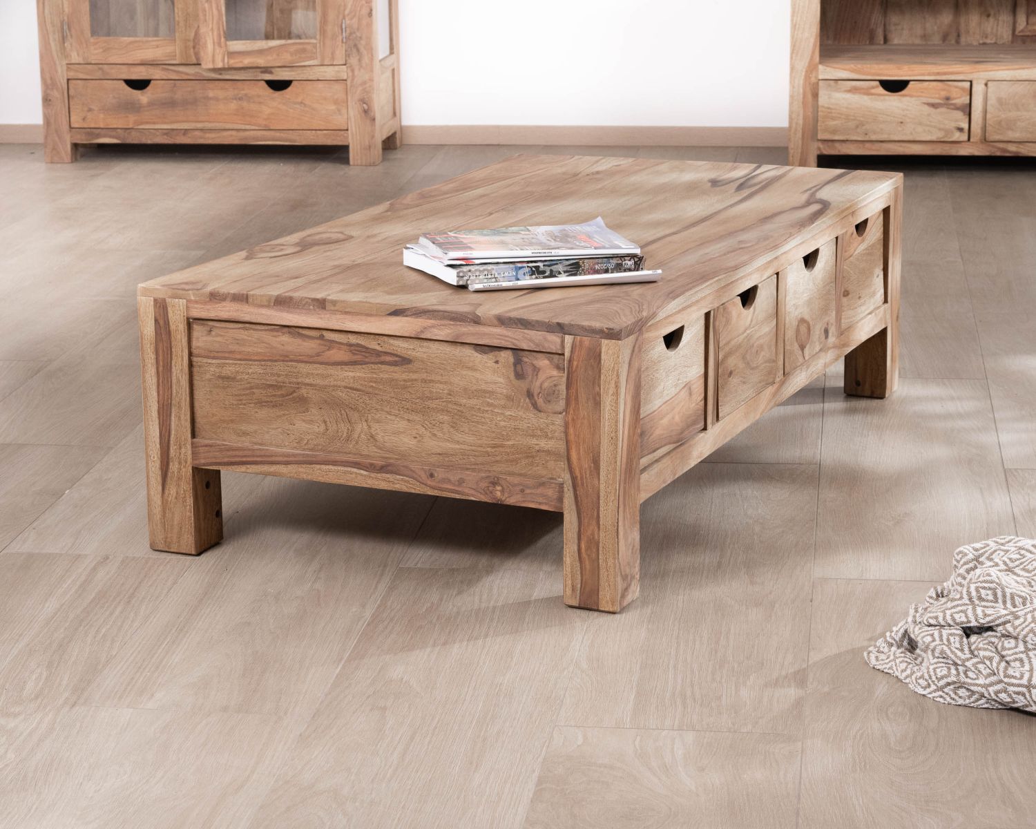 Tavolo da salotto "Kalanohé" da 135 cm con cassetti bifacciali in palissandro