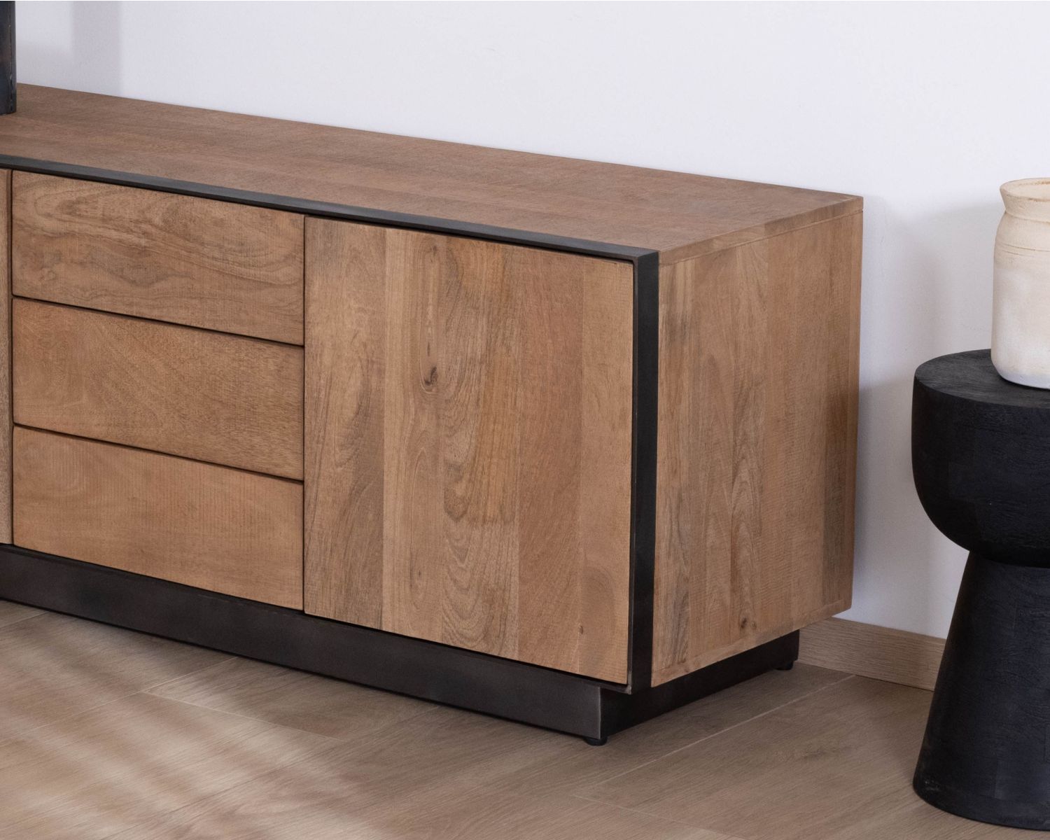 Panca TV "Santo" grande 180 cm in legno di mango con ante e cassetti