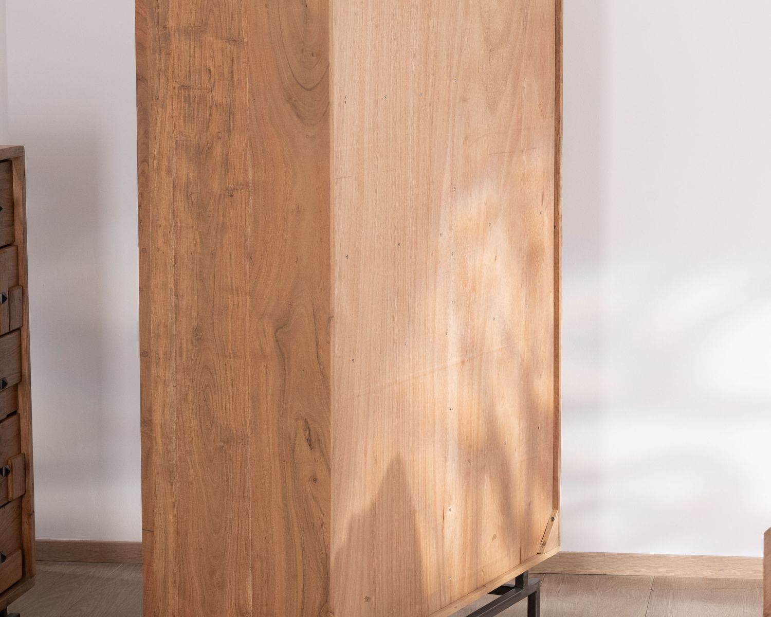 Argenteria dal design rétro in acacia e metallo Frontali "Puzzle" con motivo a carré