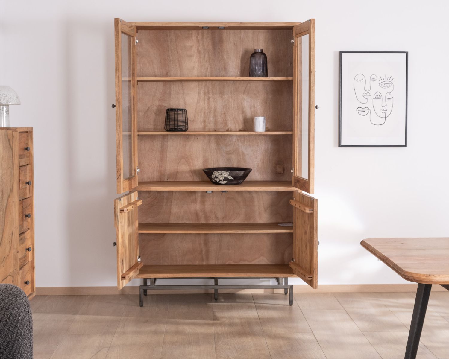 Grande vetrina a 4 ante in stile retrò in acacia e metallo "Puzzle" con frontali a carré