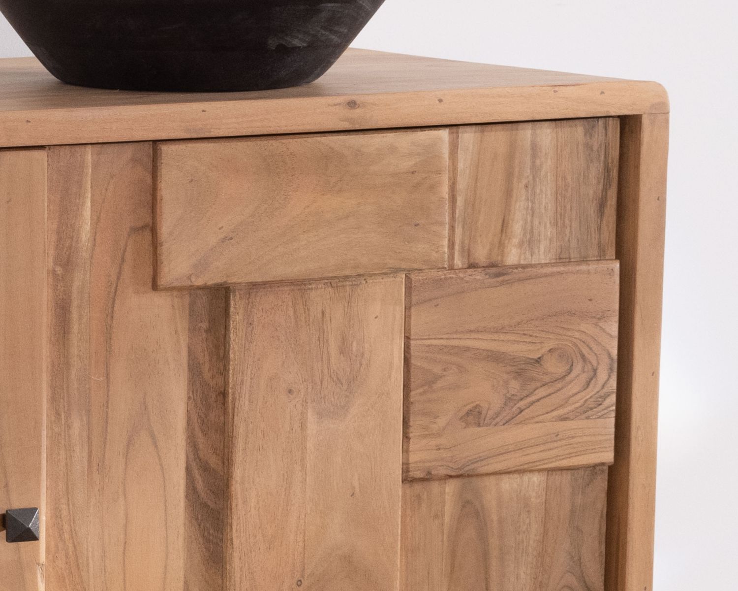 Credenza a 2 ante in stile retrò con frontali in acacia "Puzzle" 120 cm