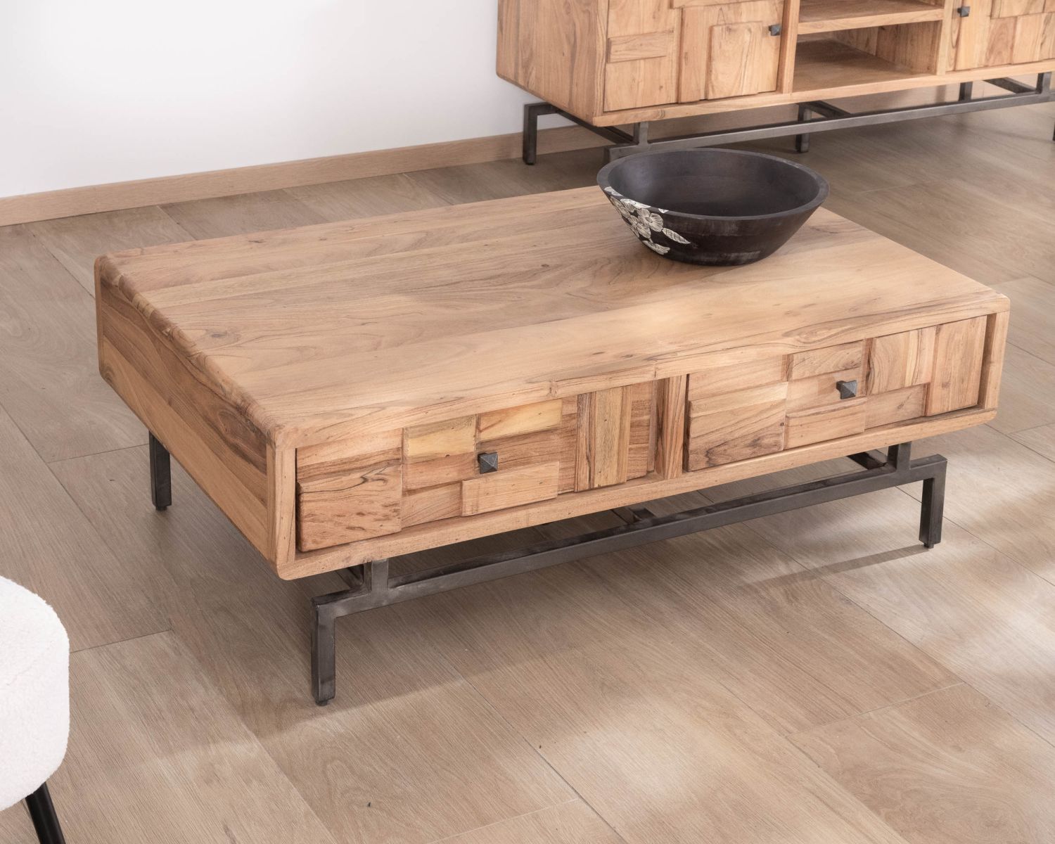 Tavolino di design retrò in acacia e metallo "Puzzle" 2 cassetti