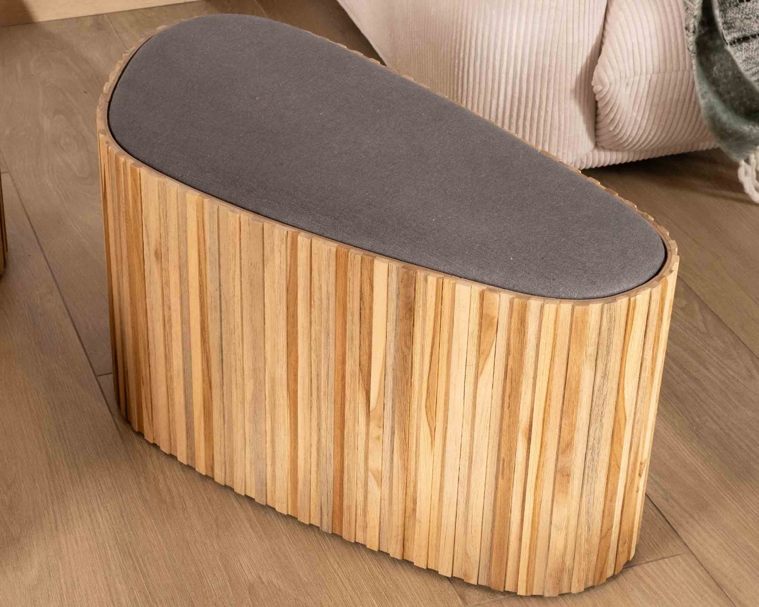 Panchina "Foster" in legno di teak recuperato e tessuto grigio