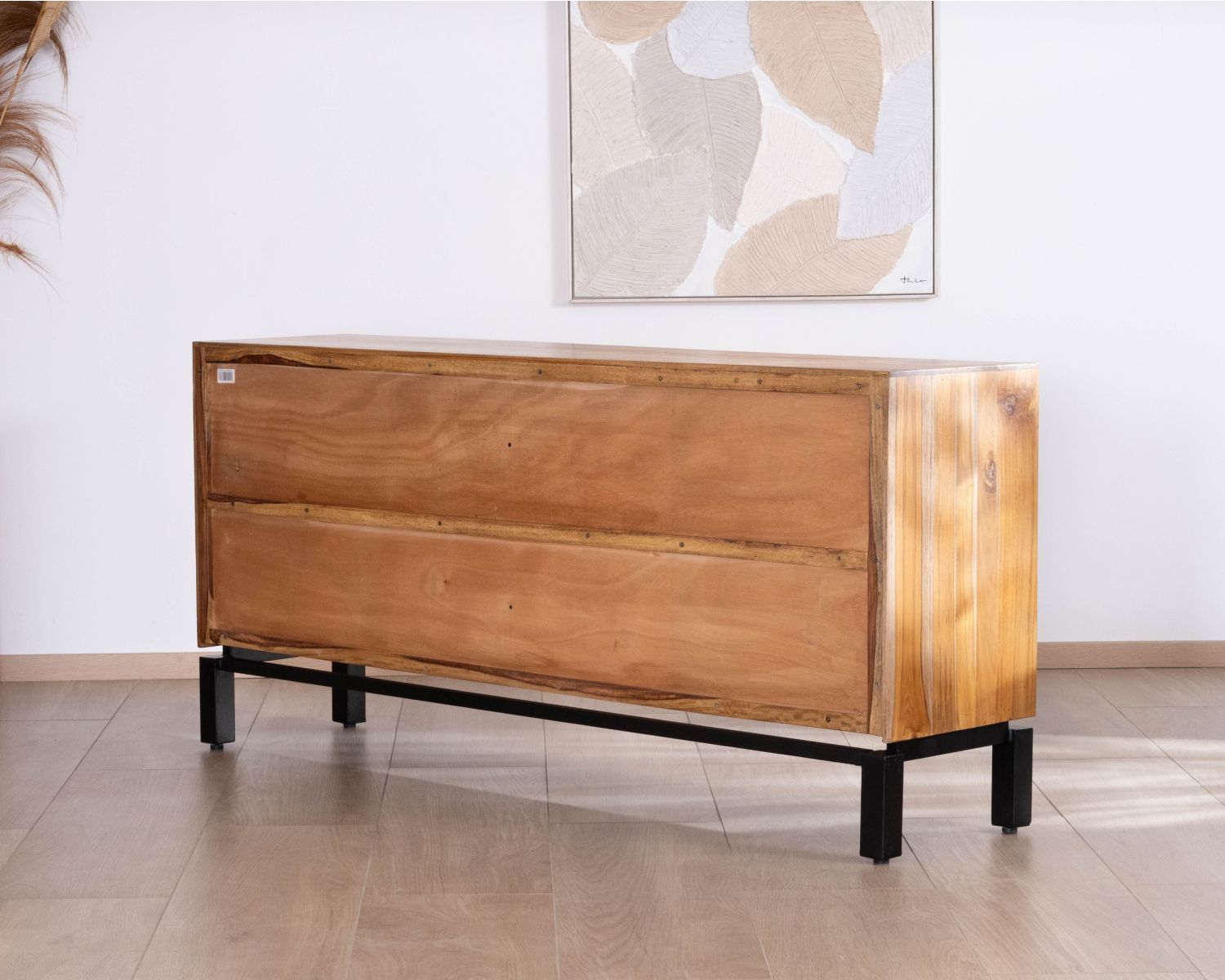 Credenza contemporanea a 4 ante "Olonie" in teak naturale e metallo nero