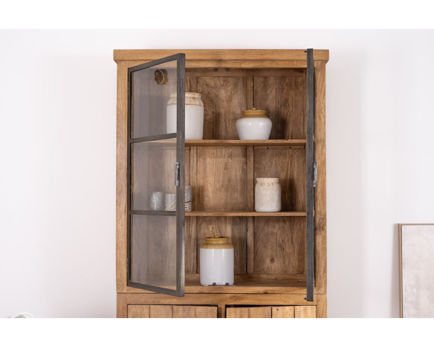 Mobile portavivande contemporaneo "Presolino" da 120 cm in mango con ante in vetro e legno