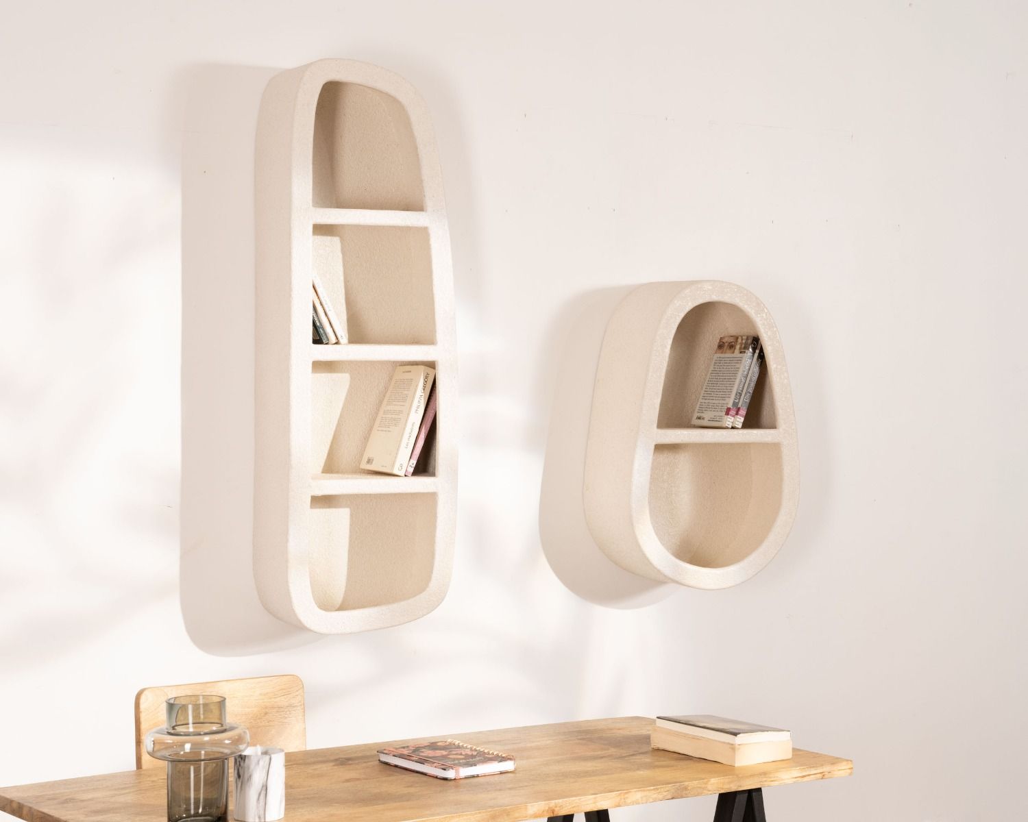 Etagère murale beige en marbre reconstitué forme goutte "Marbelita" 2 niveaux