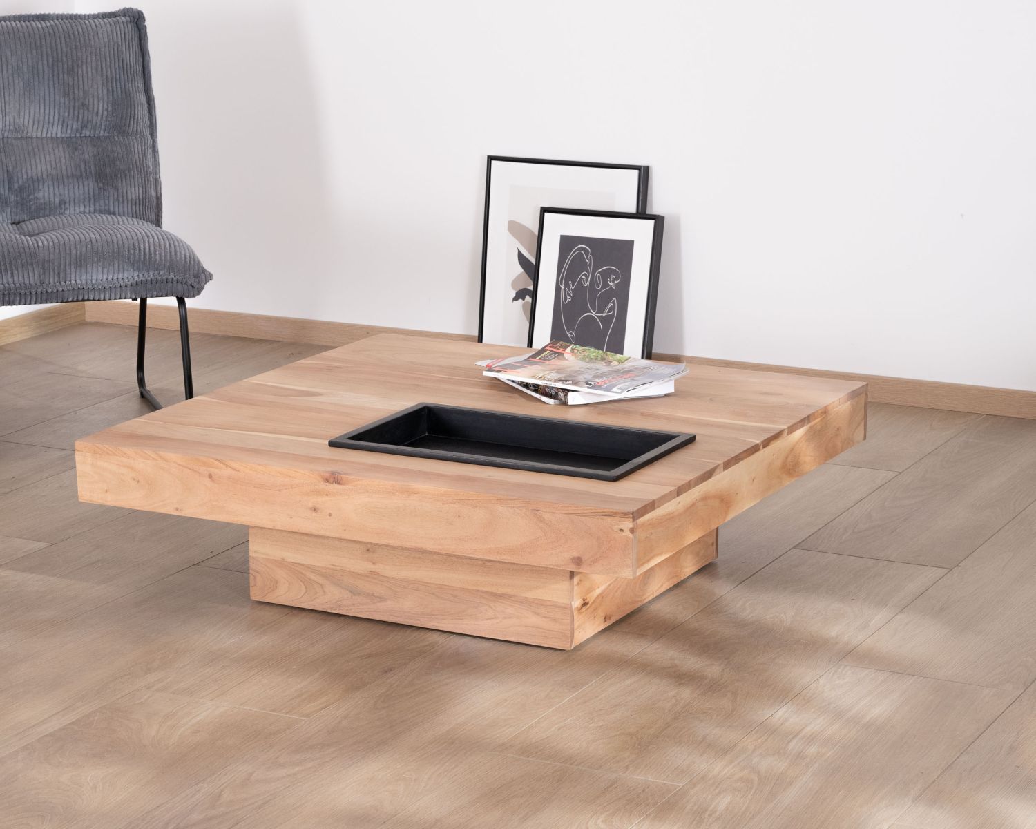 Tavolino quadrato in legno massiccio "Shelley" con contenitore estraibile 100 cm