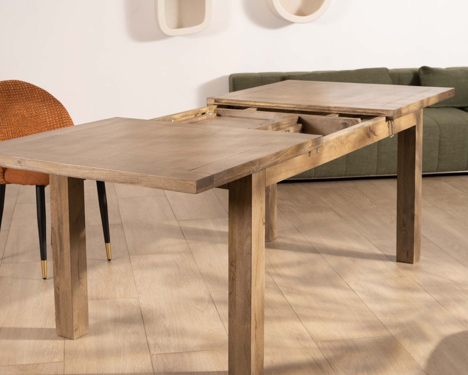 Tavolo da pranzo rettangolare allungabile "Baz" in legno di mango 160-200cm