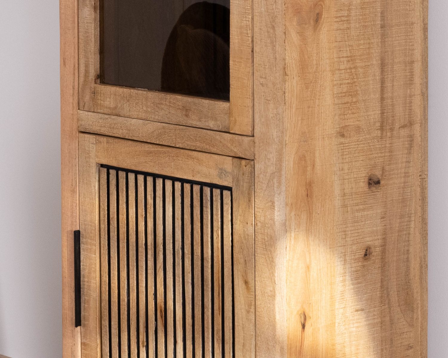 Vetrina mango "Manoha" a 2 ante con frontale decorativo reversibile