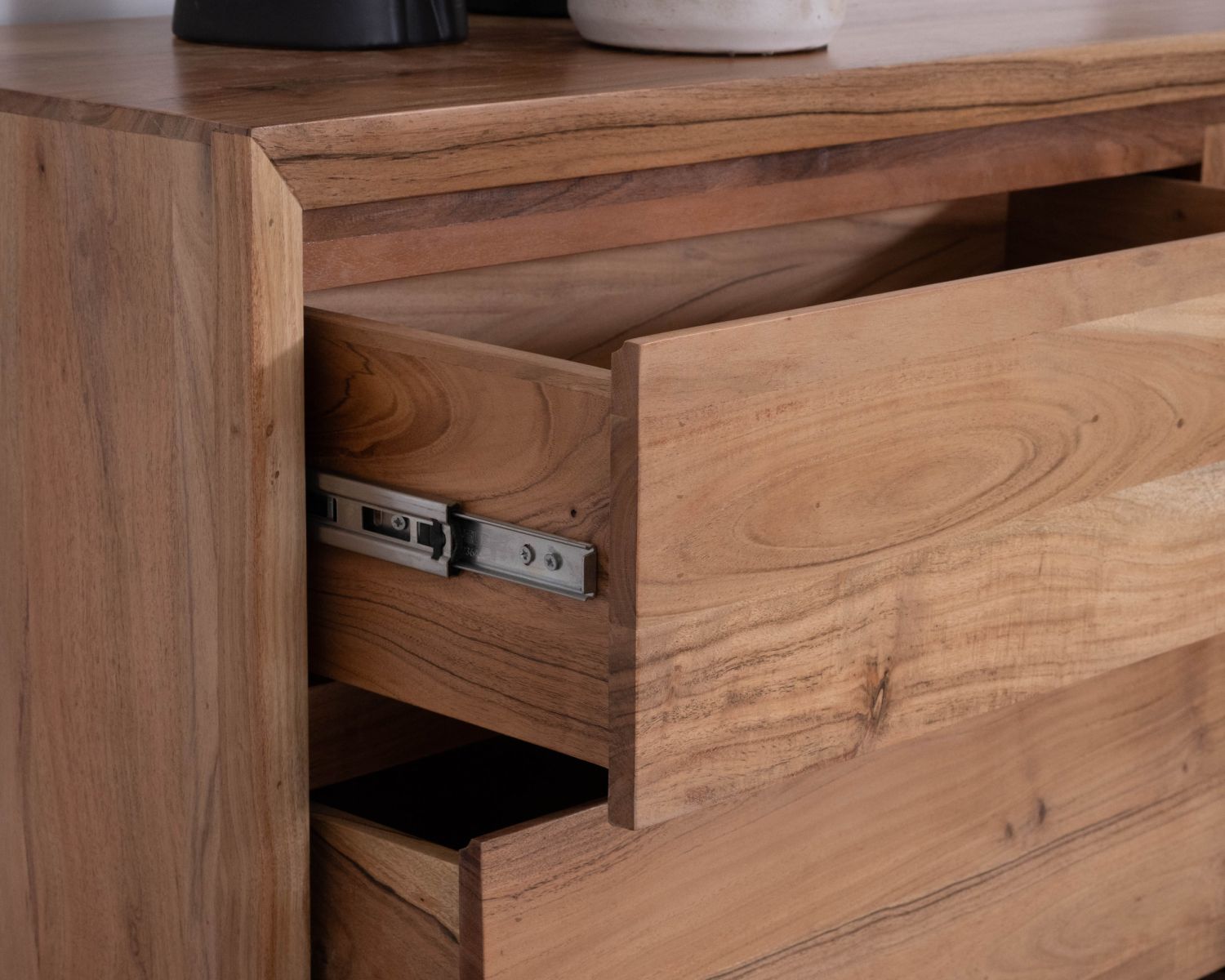 Cassettone a 6 cassetti "Lignum" in legno di acacia, stile scandinavo