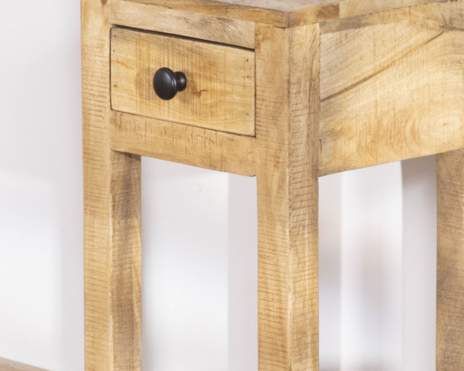 Comodino "Manoha" con struttura aperta e 1 cassetto, legno di mango H 60 cm