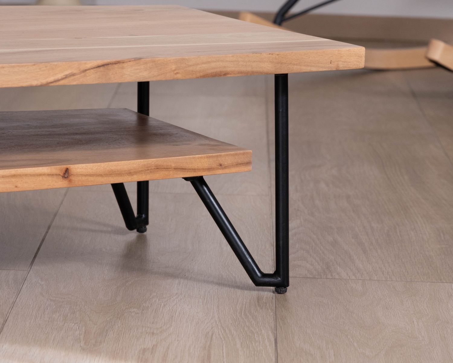 Tavolino doppio in acacia massiccia "Zen Black" con piano a forma di barca