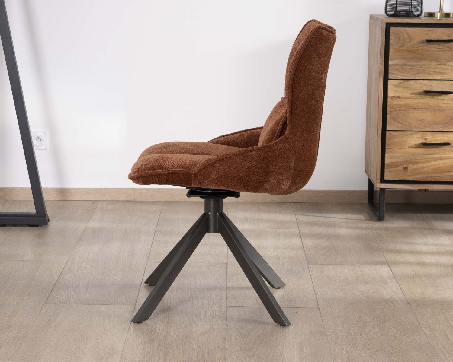 Set di 2 sedie girevoli "Biorg" in stile retrò in tessuto color ruggine