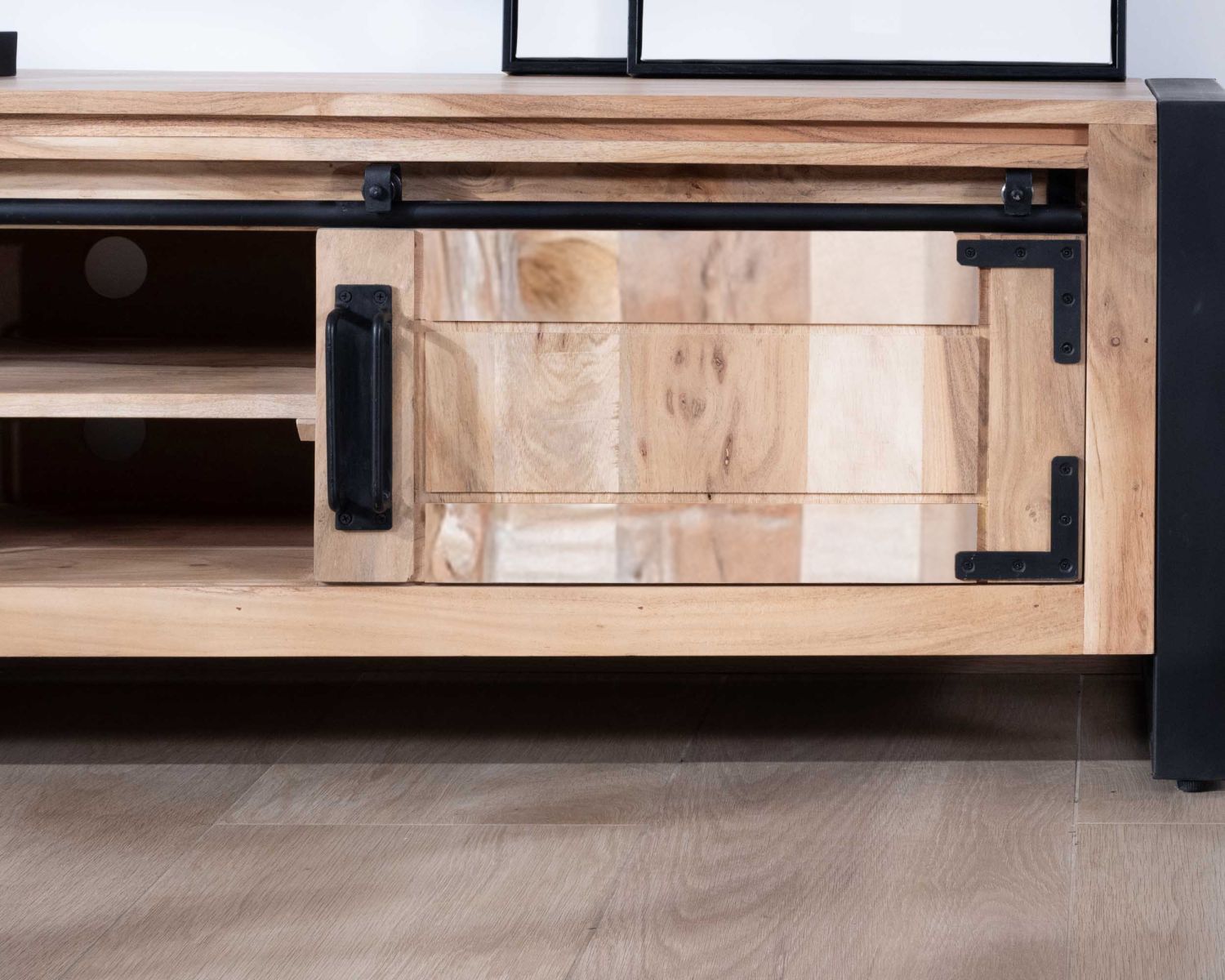 Porta TV "Montreal" a 2 ante in legno e metallo in stile industriale 160 cm