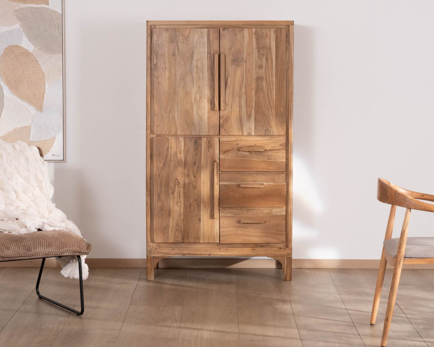 Piccolo mobile basso per porcellane in stile scandinavo "Melody" in acacia