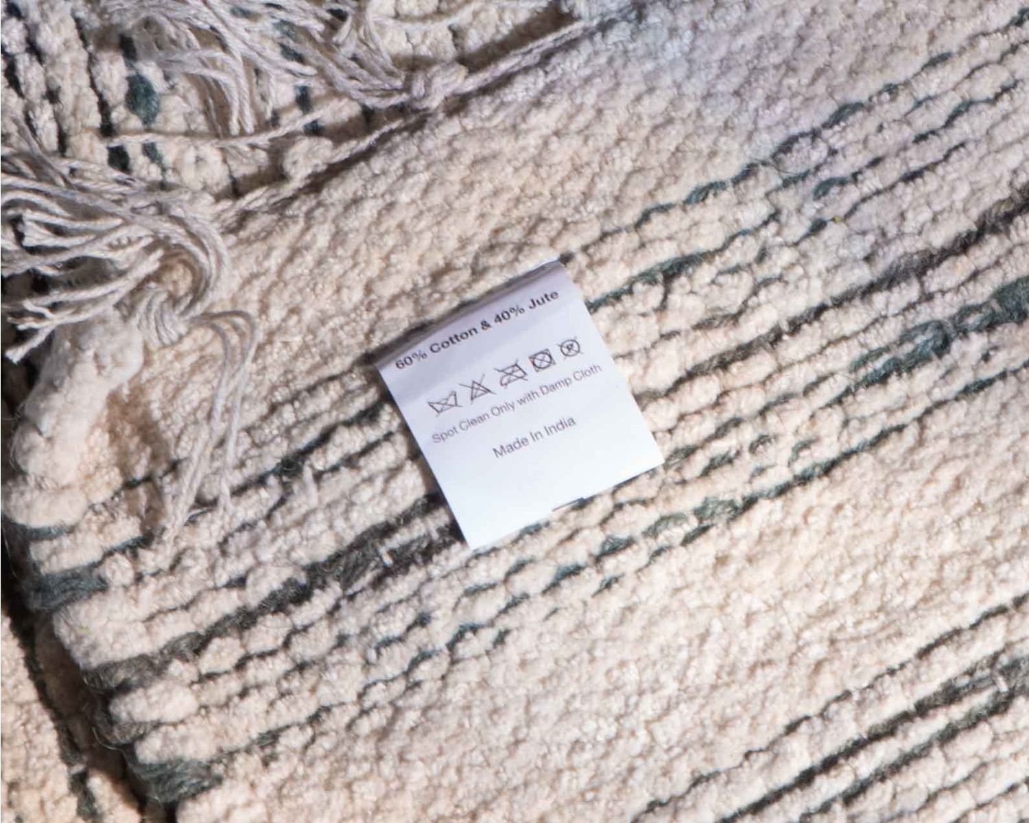 Tappeto "estero" in cotone e juta tessuto a mano con frange 120x180cm