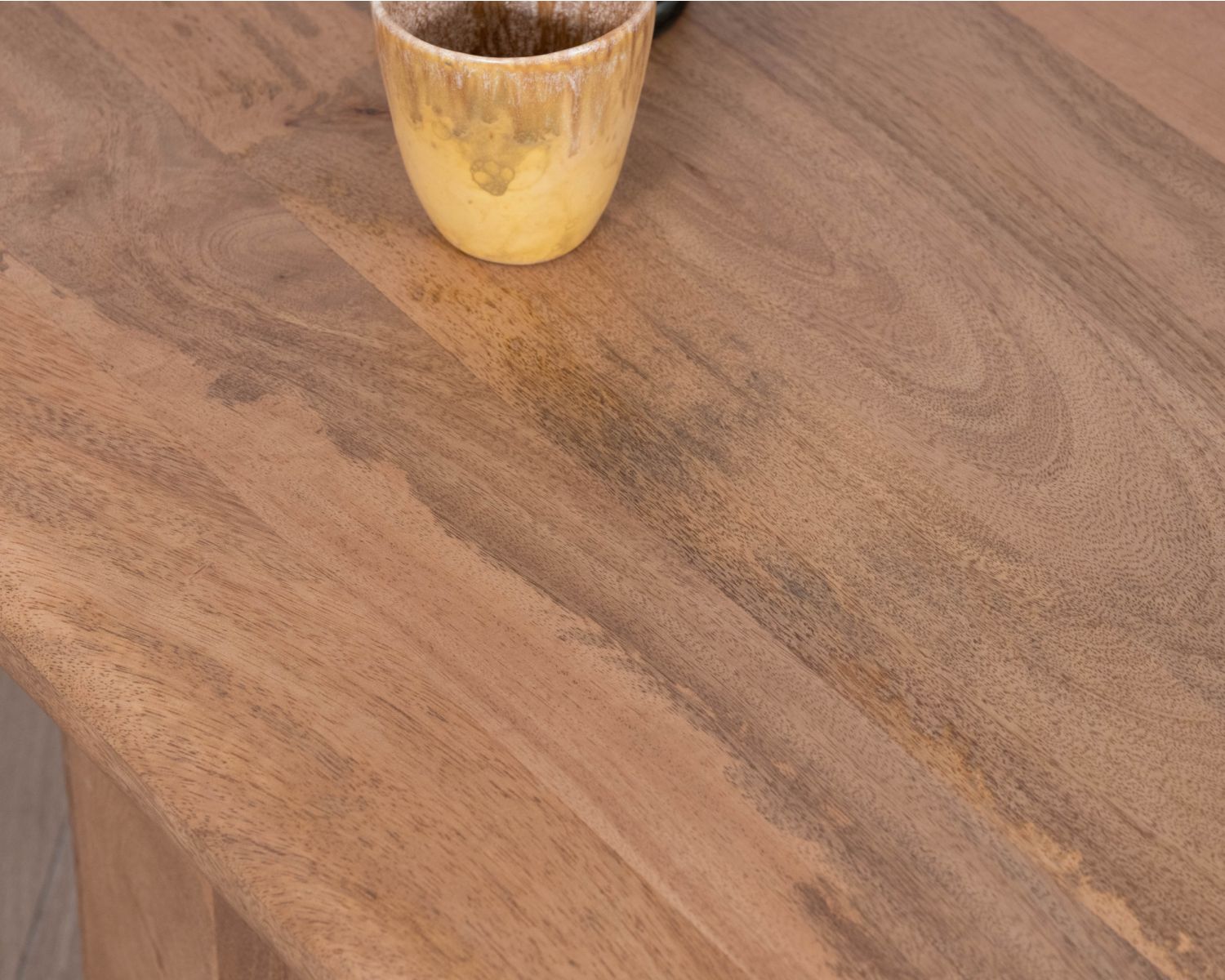 Tavolino modulare "Naura" in mango, spirito biologico