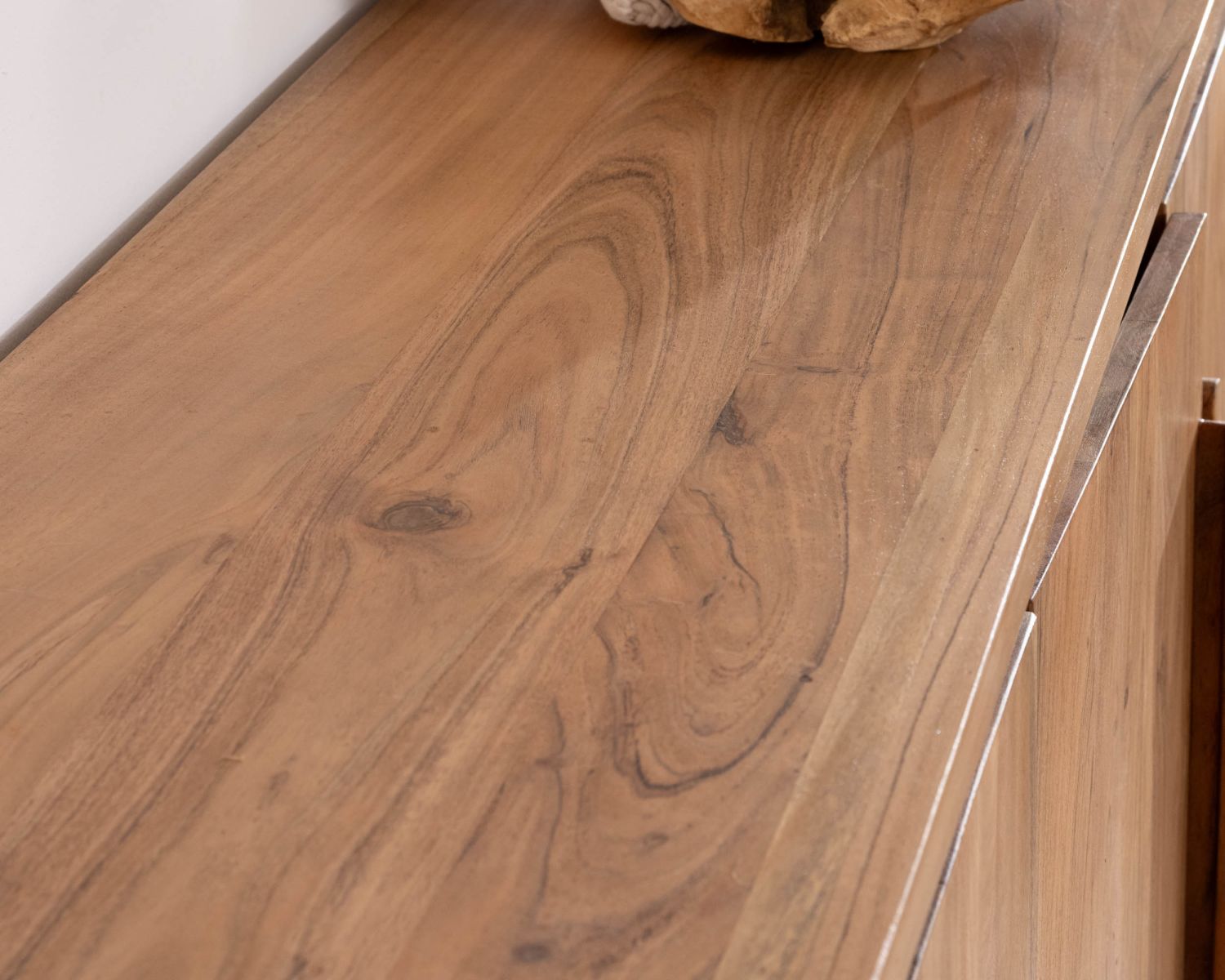 Credenza "Melody" a 3 ante in acacia 145 cm