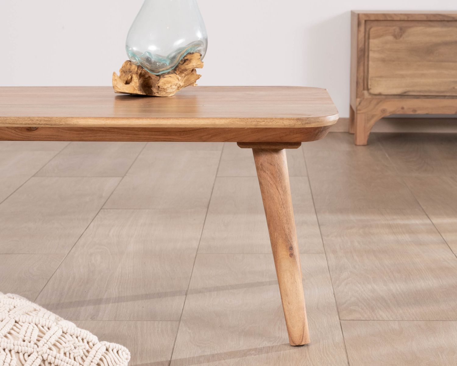 Tavolino in acacia "Melody", stile japandi