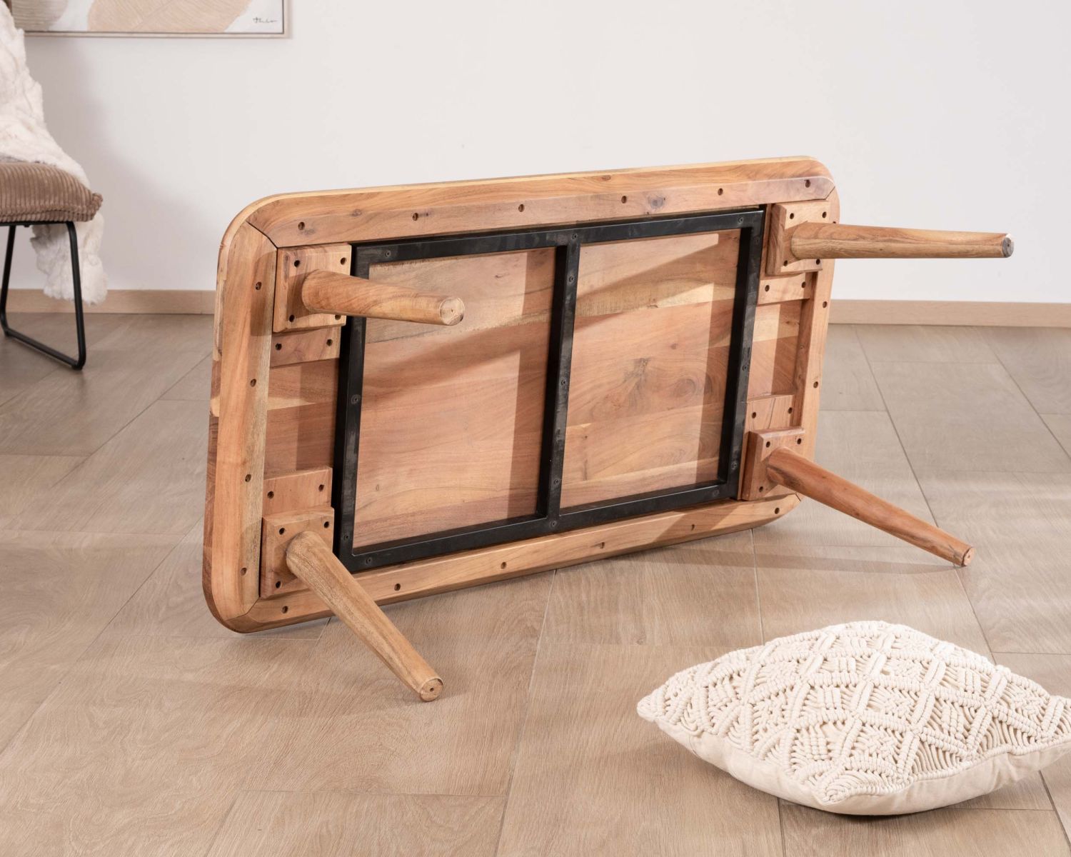 Tavolino in acacia "Melody", stile japandi