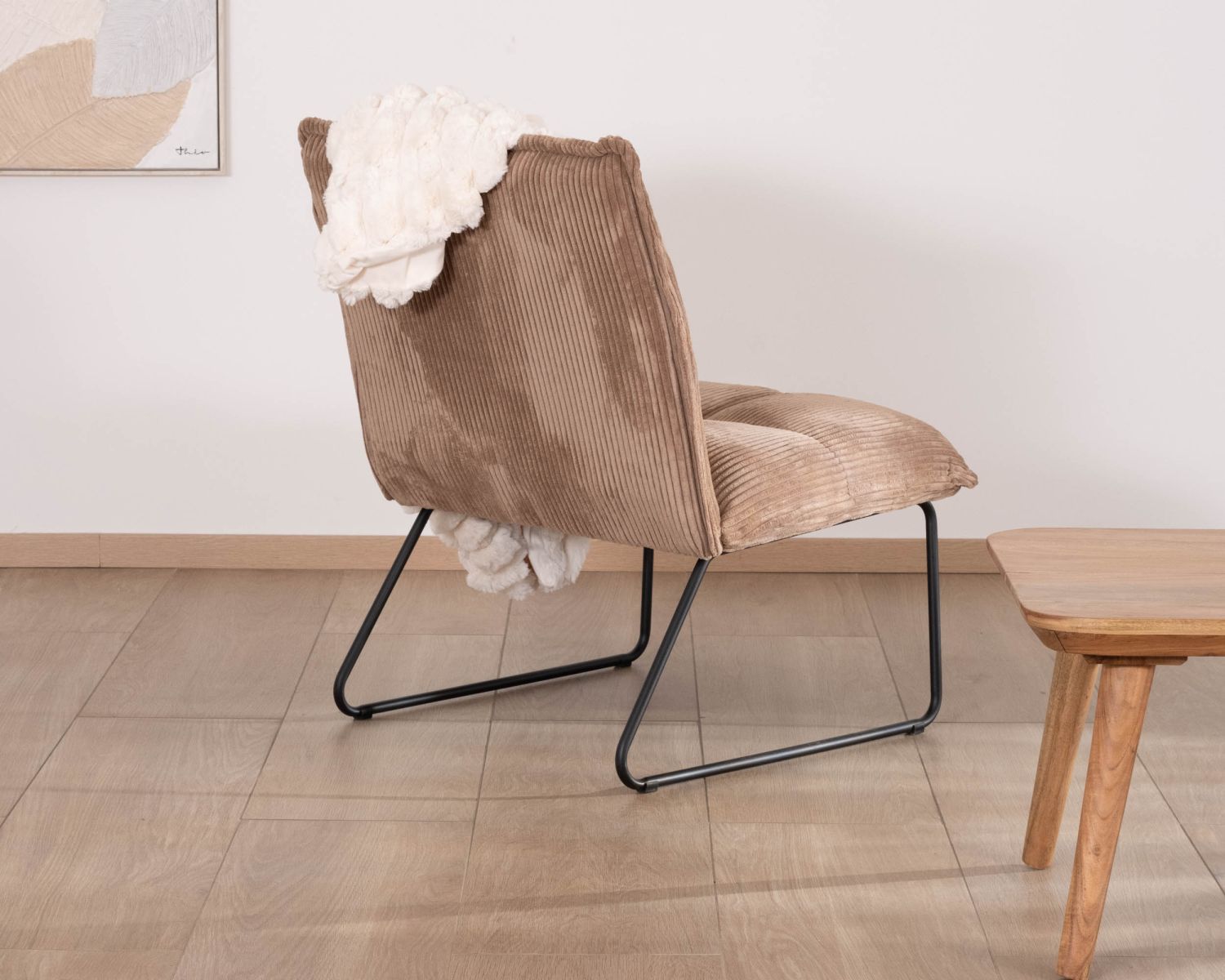 Set di 2 poltrone "Calvin" in velluto a coste color cammello senza braccioli