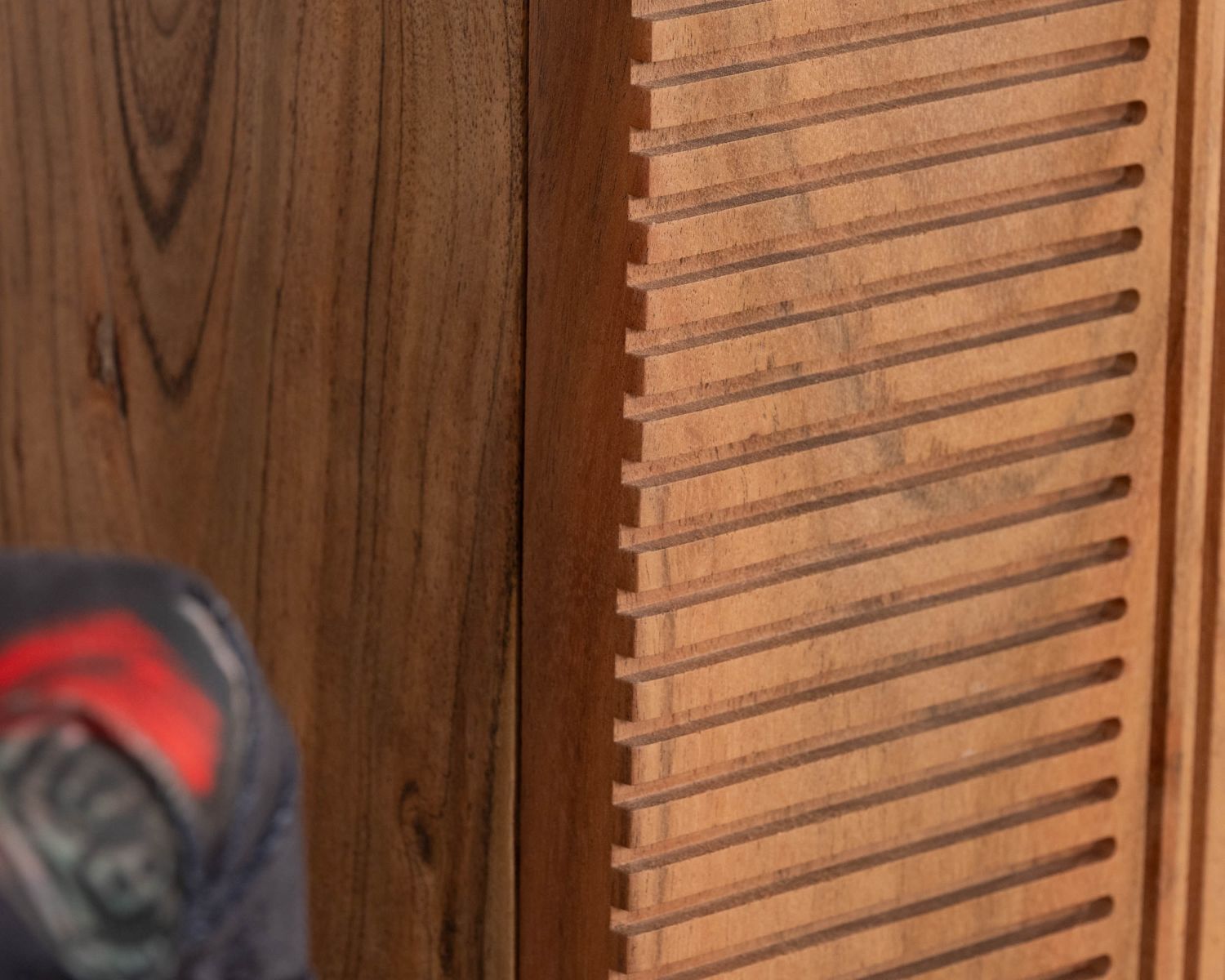 Credenza ultracontemporanea "Lumino" con nicchia di illuminazione a LED