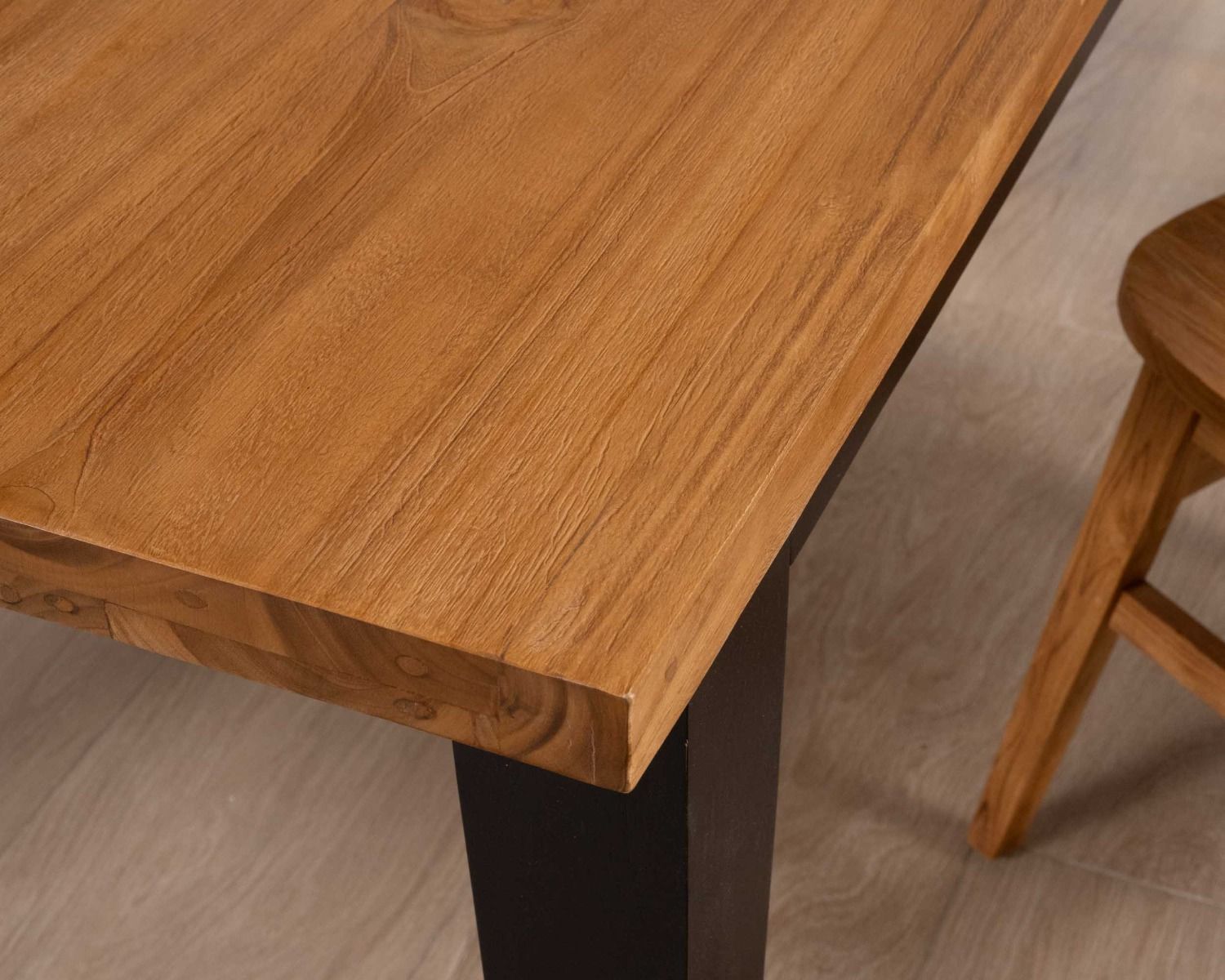 Tavolo da pranzo rettangolare in teak massiccio "Clarke" 180 cm