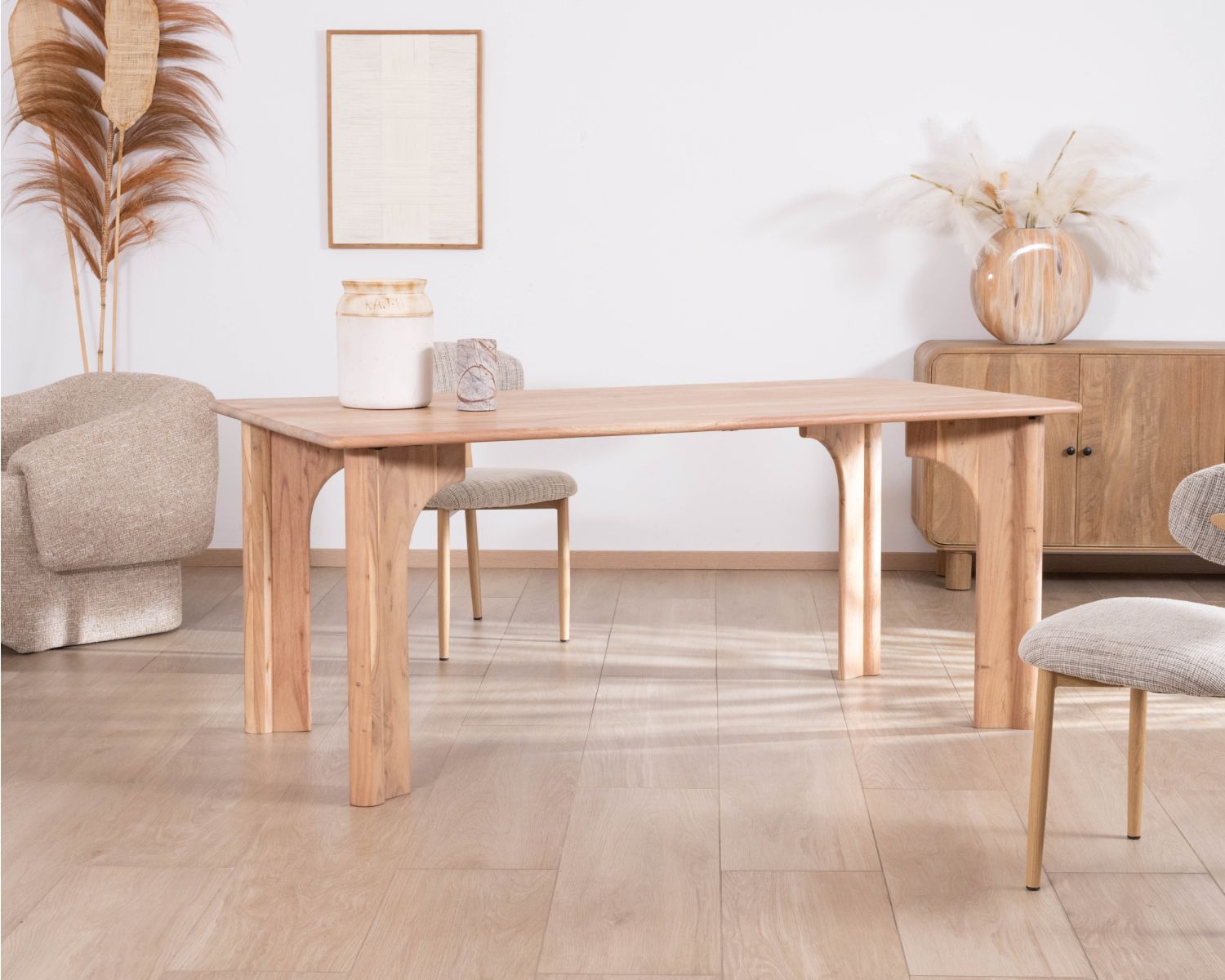 Tavolo da pranzo rettangolare da 180 cm di design scandinavo "Alba" in legno massiccio di acacia sbiancato