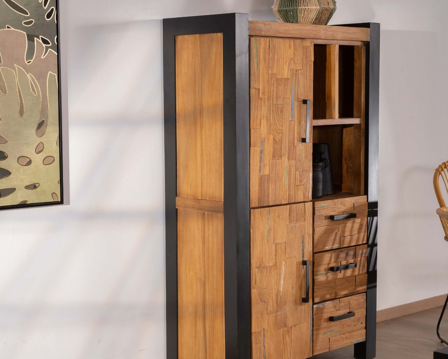 Armadio per porcellane in teak massiccio "Clarke" di recupero