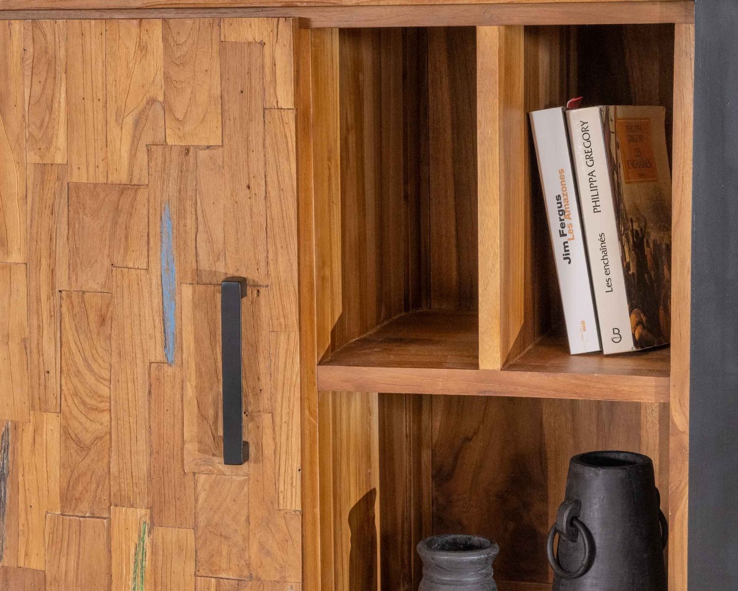 Armadio per porcellane in teak massiccio "Clarke" di recupero