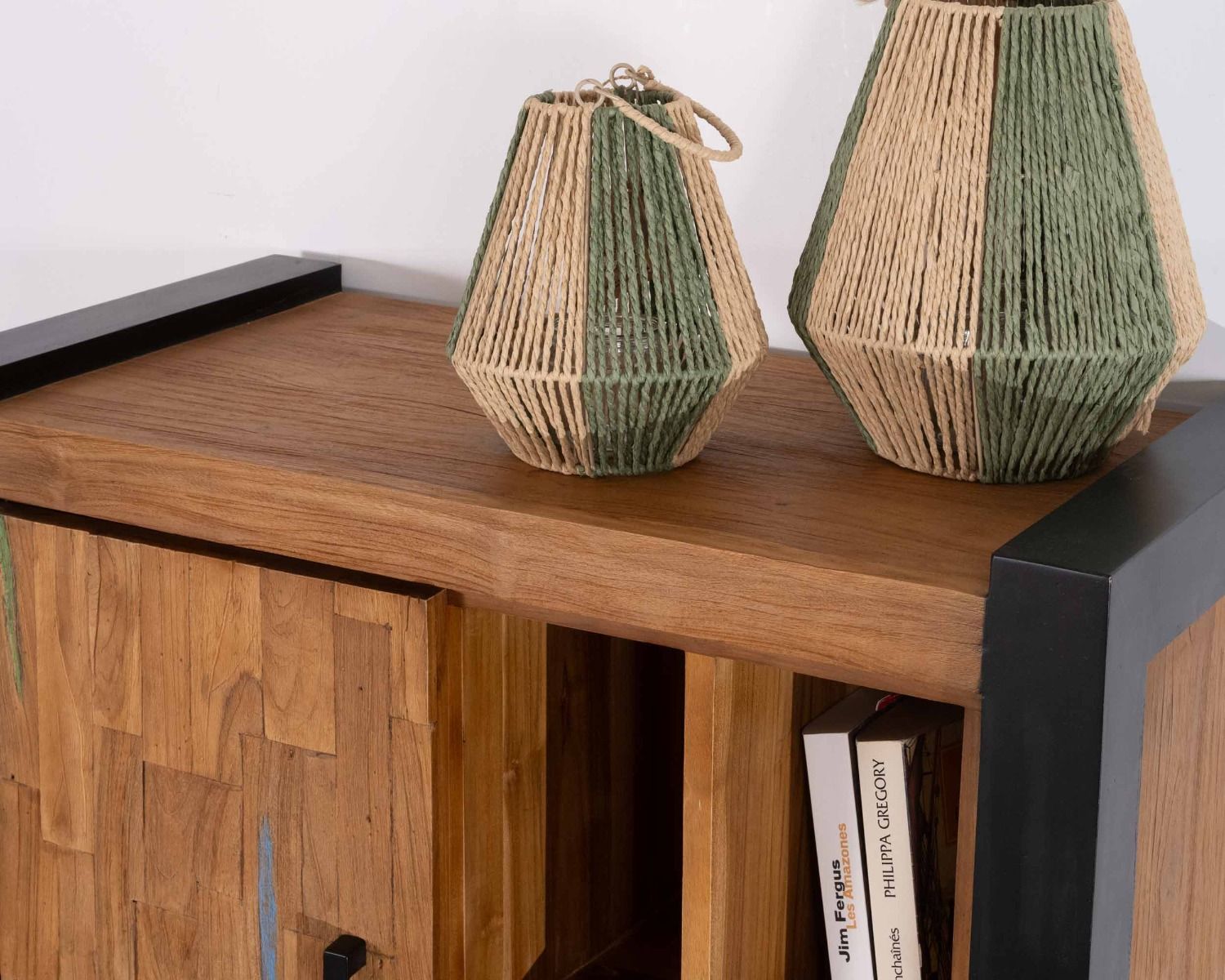 Armadio per porcellane in teak massiccio "Clarke" di recupero