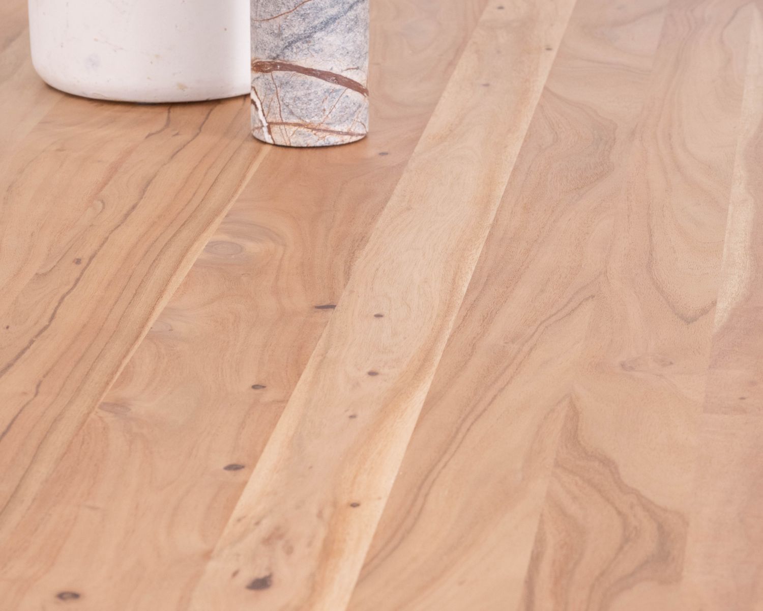 Tavolo da pranzo rettangolare da 180 cm di design scandinavo "Alba" in legno massiccio di acacia sbiancato