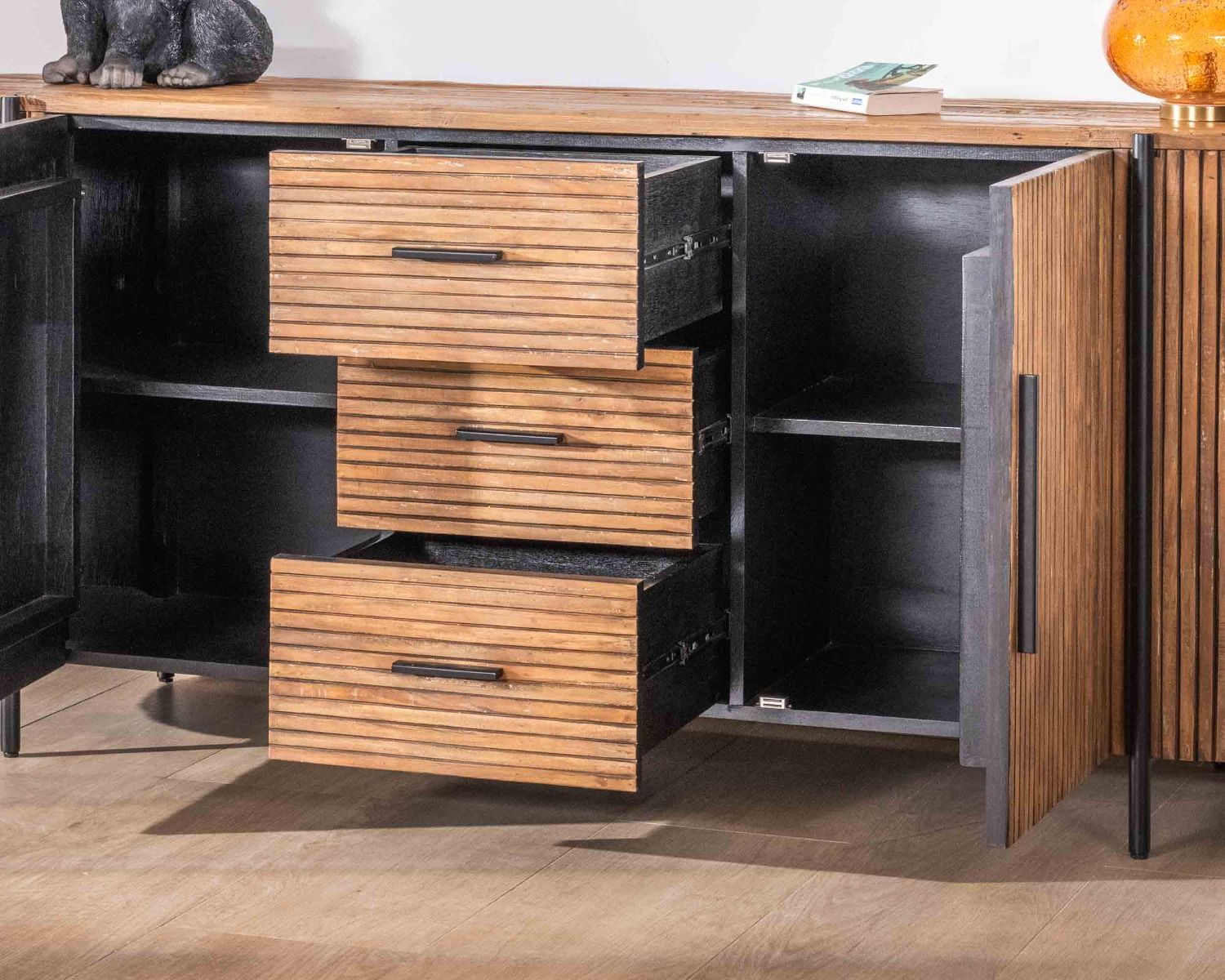 Credenza da 200 cm con ante e cassetti in legno esotico di Troms