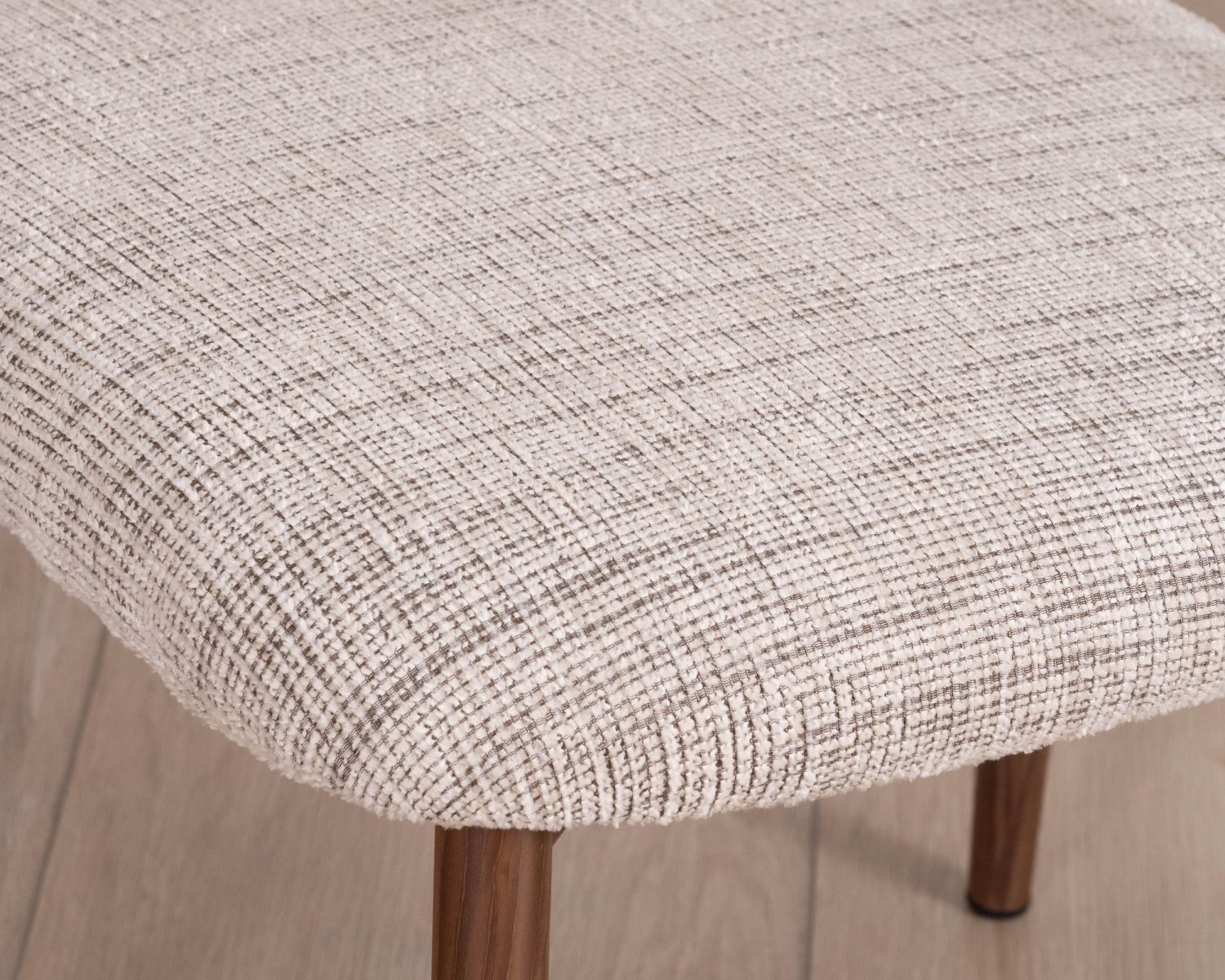 Set di 2 sedie da pranzo retrò "Arpège" in tessuto intrecciato beige e marrone con gambe in metallo effetto noce