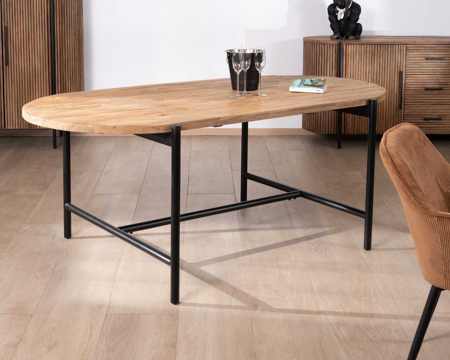 Tavolo da pranzo vintage in teak e metallo "Troms" 200 x 100 cm