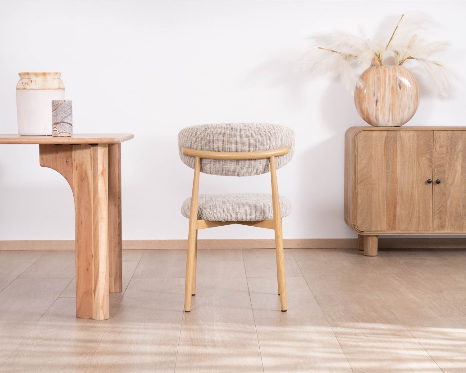 Set di 2 sedie da pranzo in stile retrò "Arpège" in tessuto intrecciato beige e marrone con gambe in metallo effetto legno chiaro