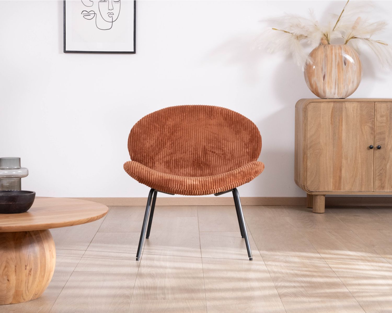 Poltrona lounge design "Sonate" in velluto a coste color ruggine