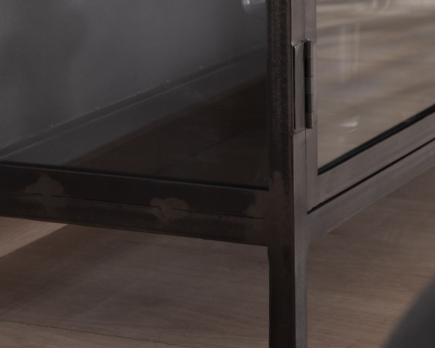 Credenza in metallo smaltato "Black Cook" a 4 ante