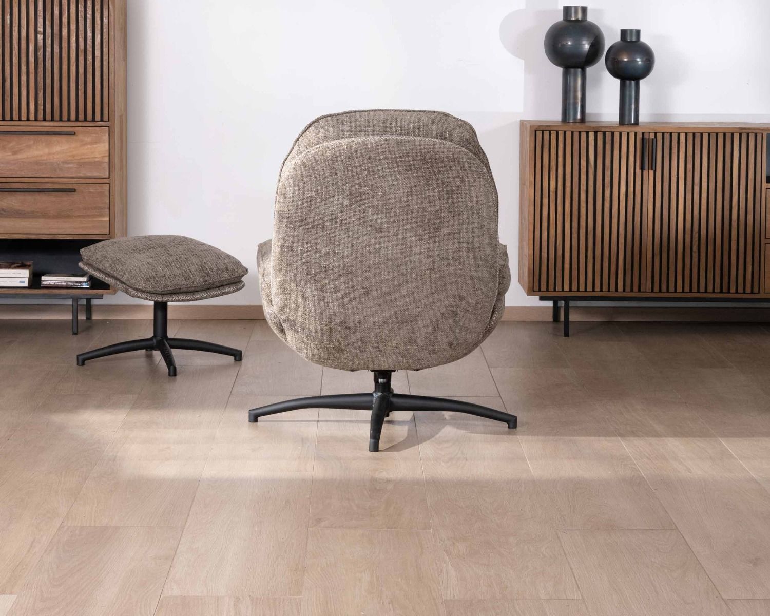 Poltrona reclinabile vintage "Branson" con poggiapiedi in tessuto tortora