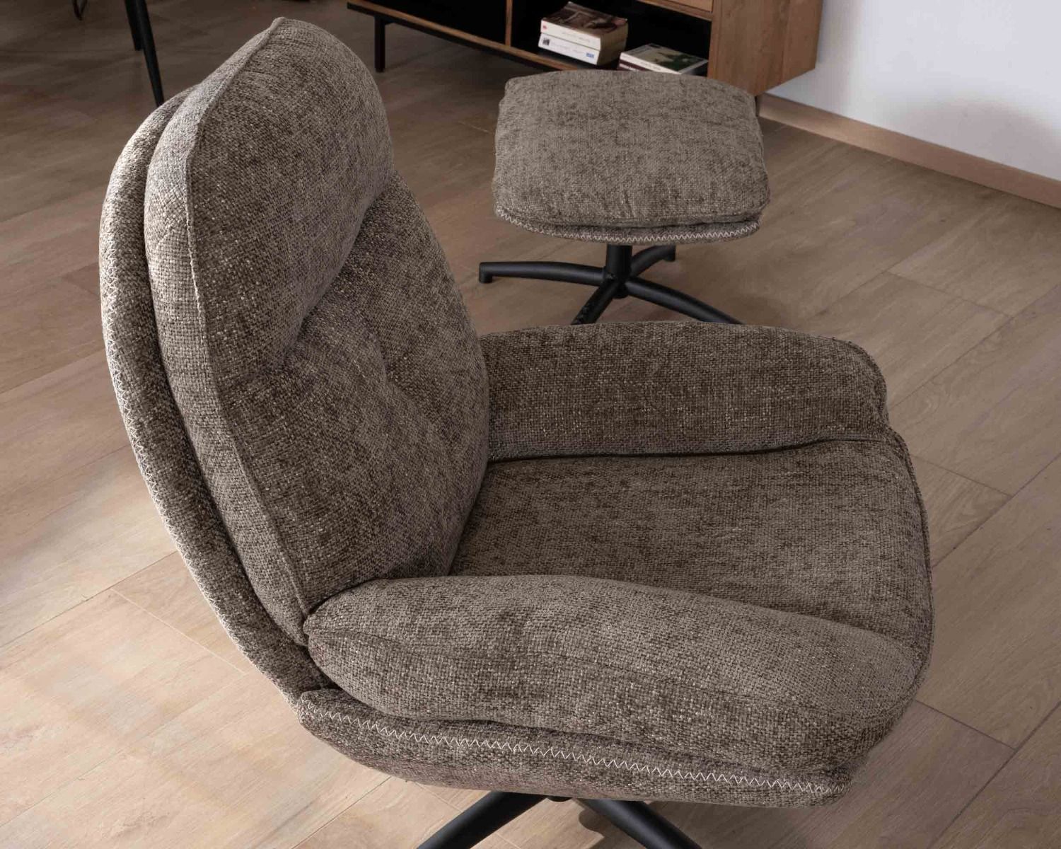 Poltrona reclinabile vintage "Branson" con poggiapiedi in tessuto tortora