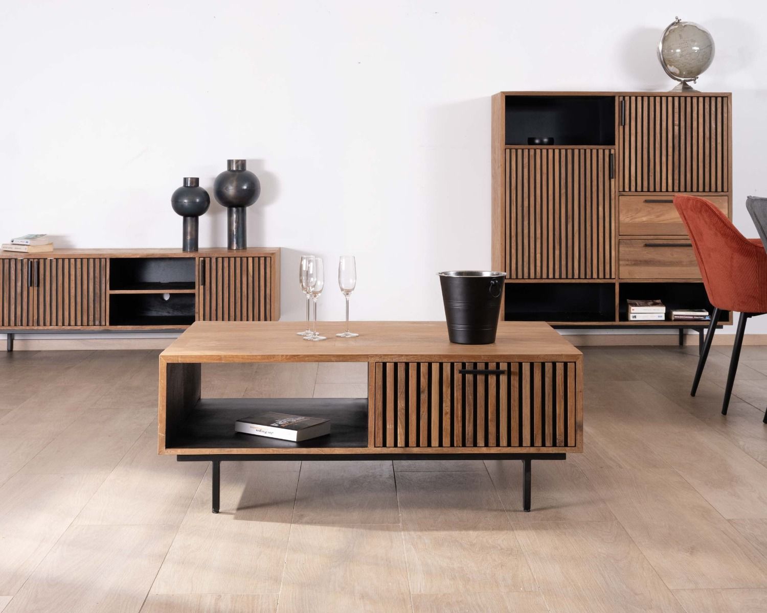 Tavolino in stile retrò "Opland" da 120 cm in teak rigenerato