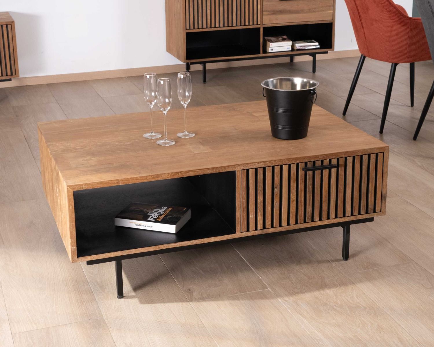 Tavolino in stile retrò "Opland" da 120 cm in teak rigenerato