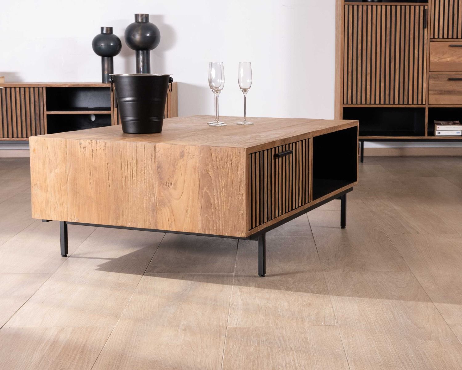 Tavolino in stile retrò "Opland" da 120 cm in teak rigenerato