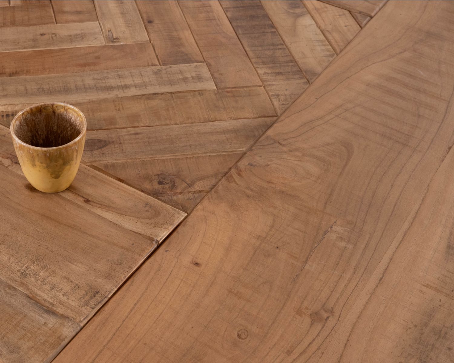 Tavolo quadrato di design in metallo e legno massiccio "Bronx" 130x130cm