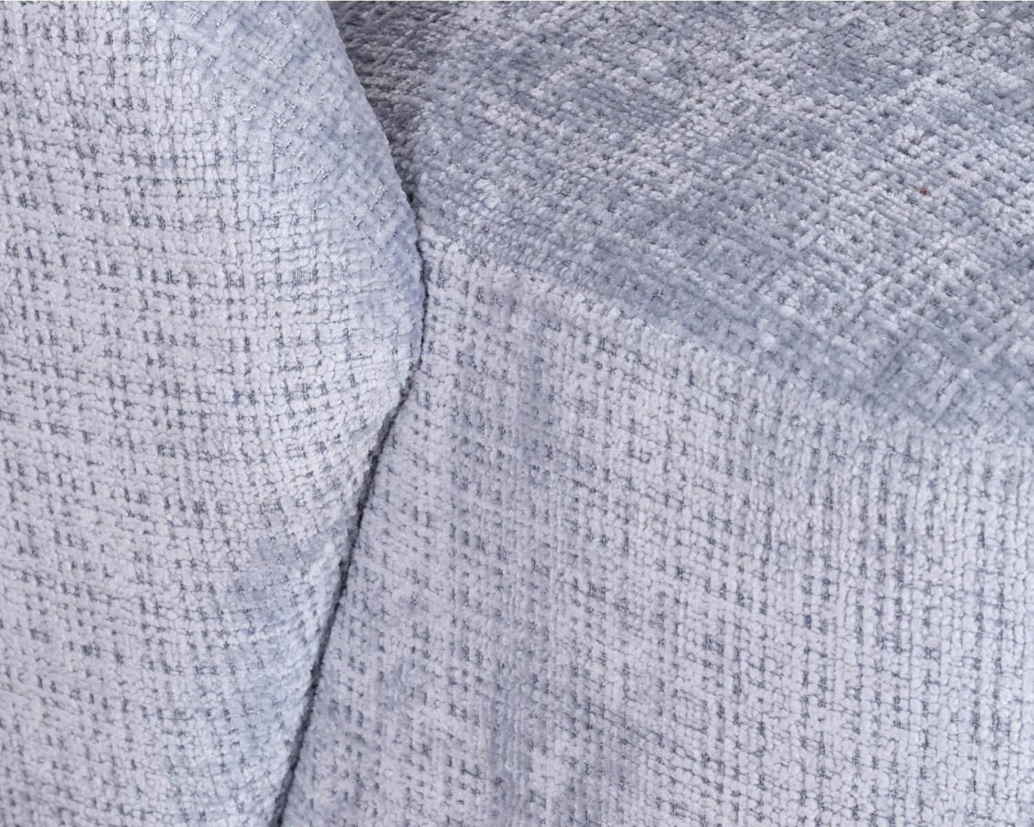 Poltrona girevole dal design elegante in tessuto "Marylin" blu ghiaccio