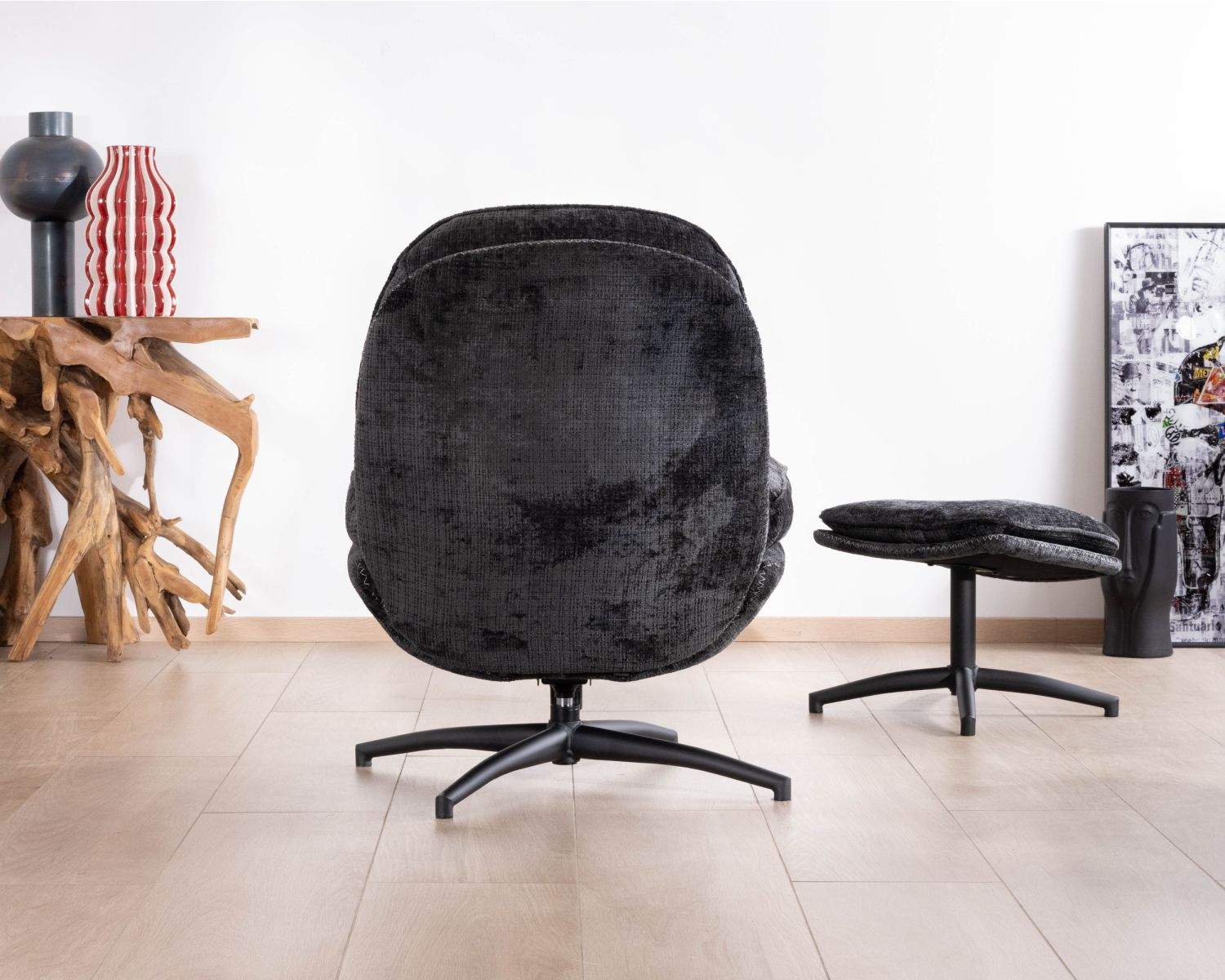 Accogliente poltrona girevole in tessuto grigio "Branson" con poggiapiedi