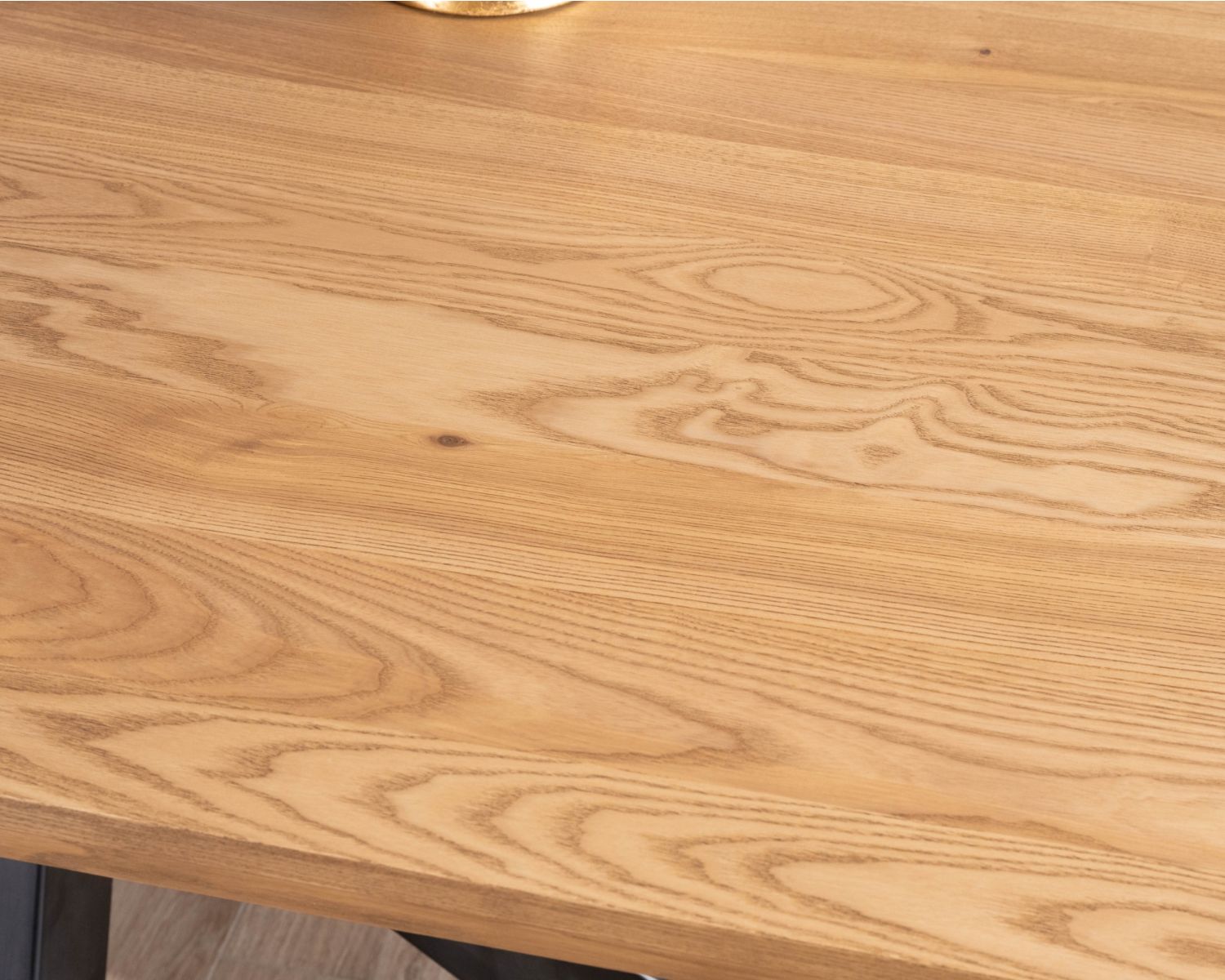 Tavolo da pranzo in frassino massiccio "Sydney" da 2 m con base a stella in metallo nero